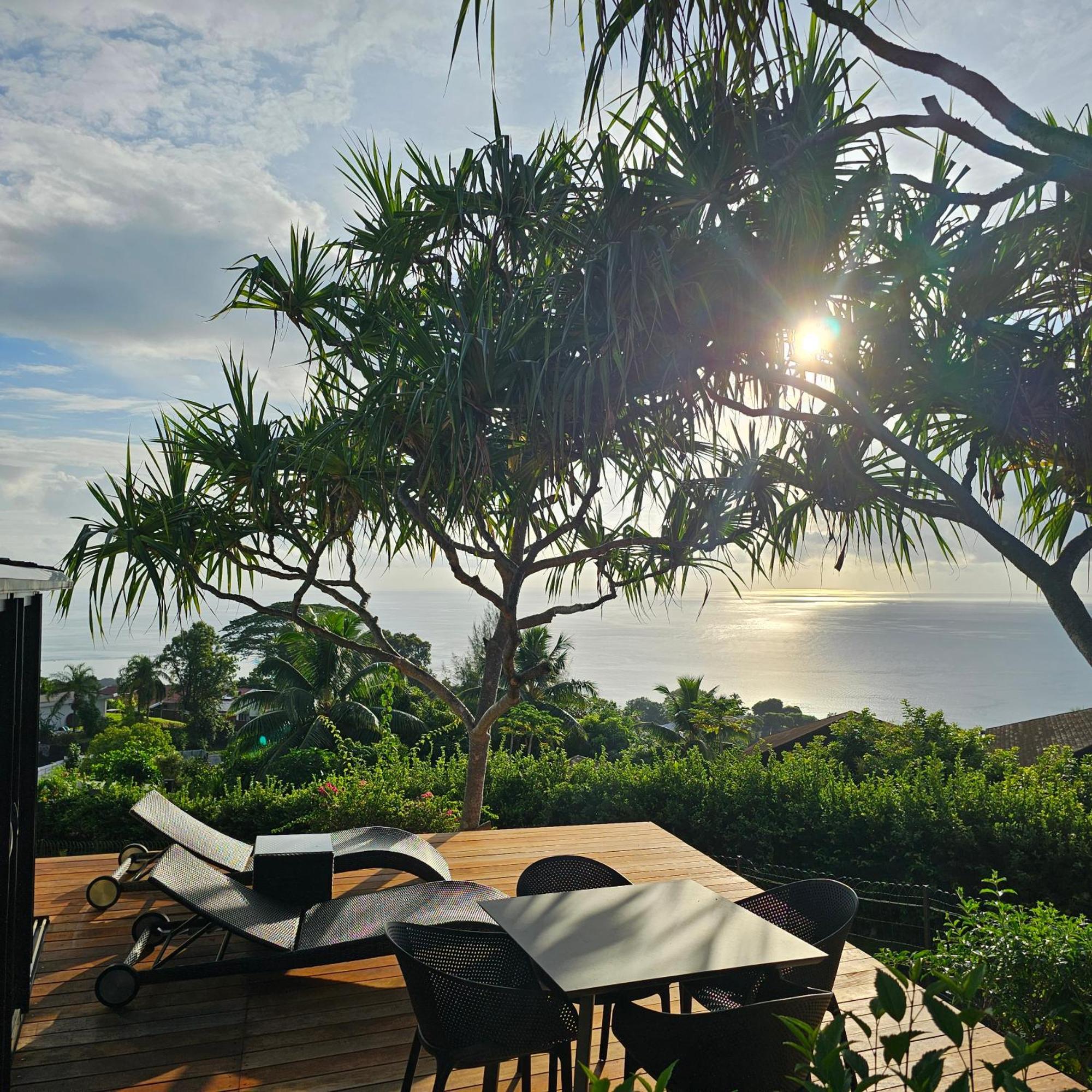 Jolie Maison Vue Ocean Et Moorea Punaauia Kültér fotó
